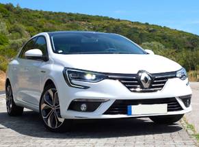 Louer une Renault Megane Sedan aut à Iasi Aéroport