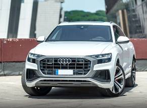 Louer une Audi Q8 à Bucarest Aéroport Otopeni