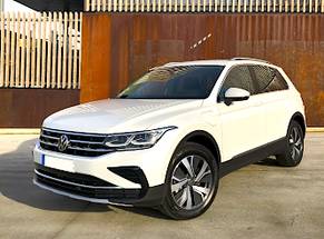 Rent a VW Tiguan facelift aut in Bucharest Otopeni Airport