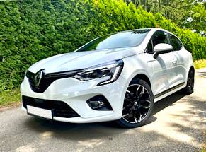 Rent a Renault Clio 5 in Bucharest