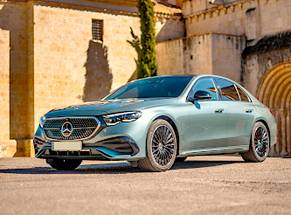 Inchiriaza Mercedes E Klasse new in Targu Mures