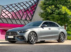 Louer une Mercedes C Klasse facelift à Bucarest Aéroport Otopeni